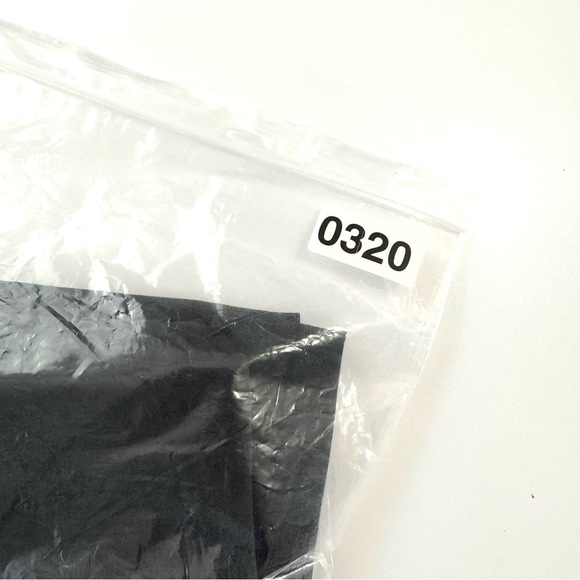 Nike Dri Fit Women’s XS Black Activewear Running Soft Leggings W/ Mesh Details - Picture 10 of 10